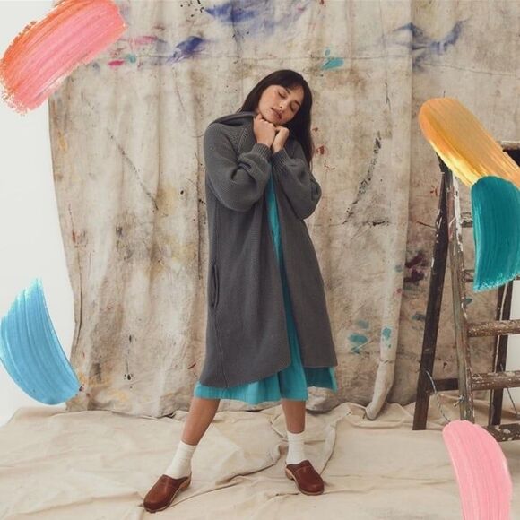 Wares by Olli Ella The Flora Moss Knit Cardigan in Grey - Picture 1 of 5